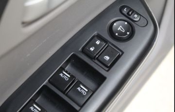 Honda Civic 2.0 LXR 16v - Foto #9