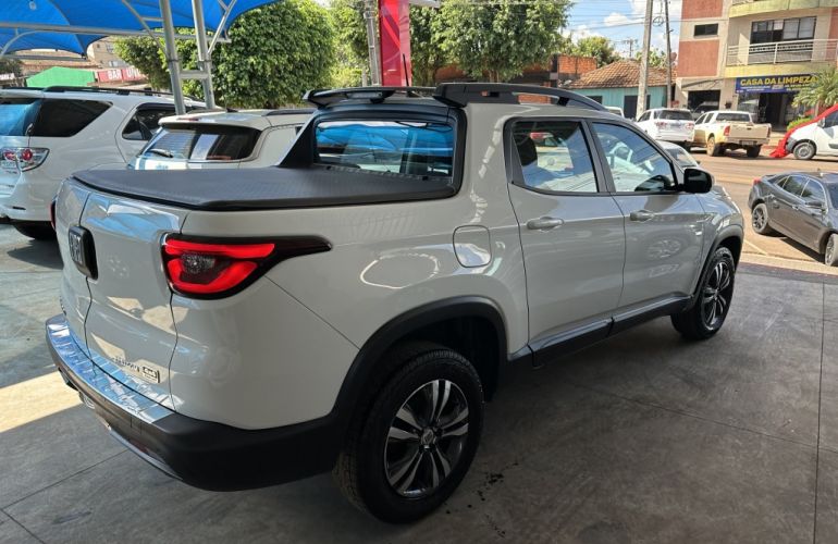 Fiat Toro 1.3 T270 Freedom (Aut) - Foto #4