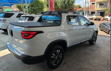 Fiat Toro 1.3 T270 Freedom (Aut) - Foto #4