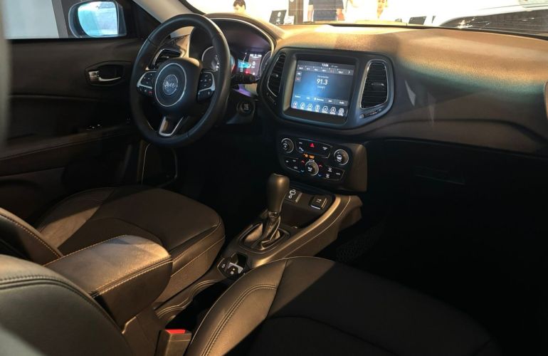 Jeep Compass 2.0 16V Longitude - Foto #4