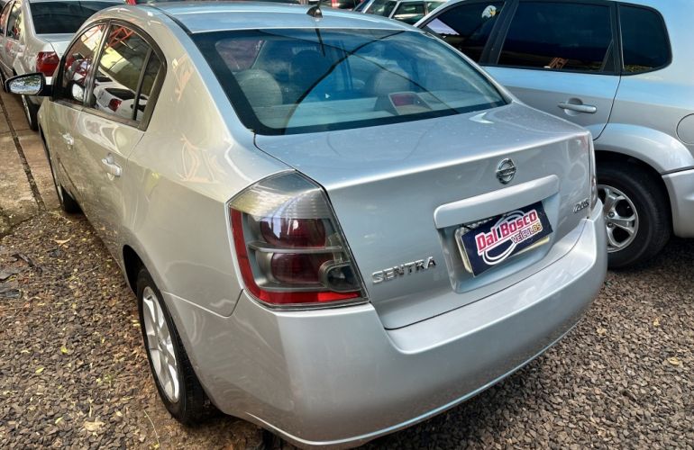 Nissan Sentra 2.0 S CVT - Foto #7