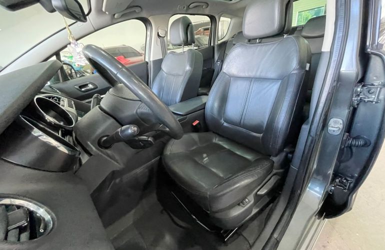 Peugeot 3008 1.6 Griffe Thp 16V Gasolina 4p Automático - Foto #10