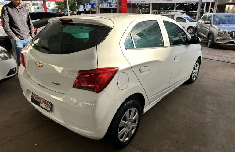 Chevrolet Onix 1.0 Joy SPE/4 - Foto #5