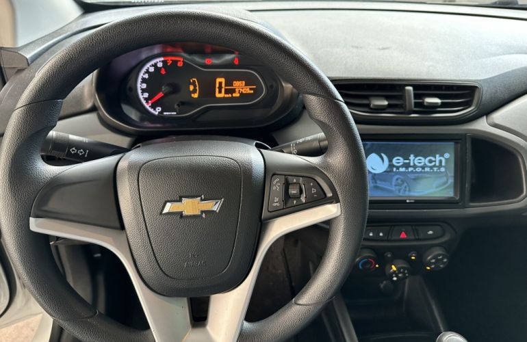 Chevrolet Onix 1.0 Joy SPE/4 - Foto #6