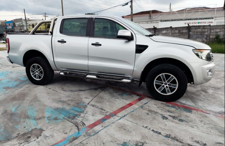 Ford Ranger 2.2 TD 4WD XL CD - Foto #4