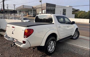 Mitsubishi L 200 Triton HPE 4x4 3.2 (aut) (cab. dupla) - Foto #6