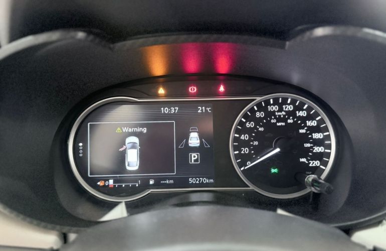 Nissan Versa 1.6 16V Exclusive - Foto #10