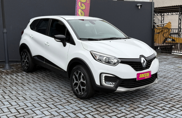 Renault Captur 1.6 Intense CVT - Foto #1