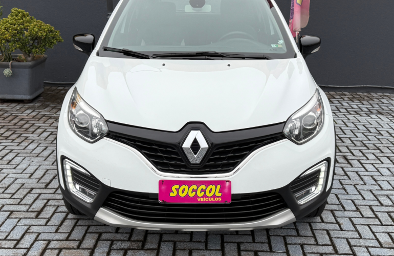 Renault Captur 1.6 Intense CVT - Foto #2