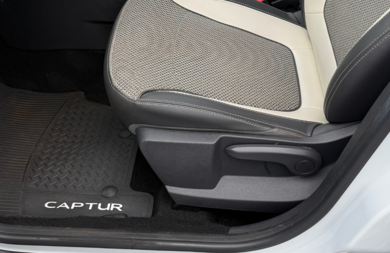 Renault Captur 1.6 Intense CVT - Foto #7