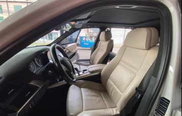 BMW X5 4.4 V8 Turbo Xdrive50i Security - Foto #6