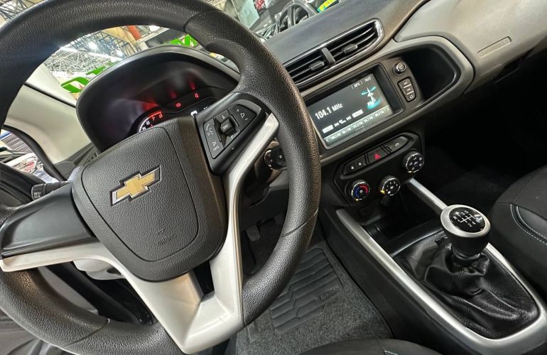 Chevrolet Onix 1.4 MPFi LT 8v - Foto #6