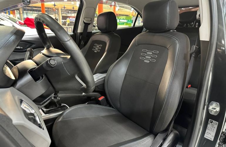 Chevrolet Onix 1.4 MPFi LT 8v - Foto #7