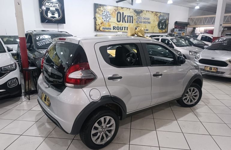 Fiat Mobi 1.0 8V Evo Like - Foto #4