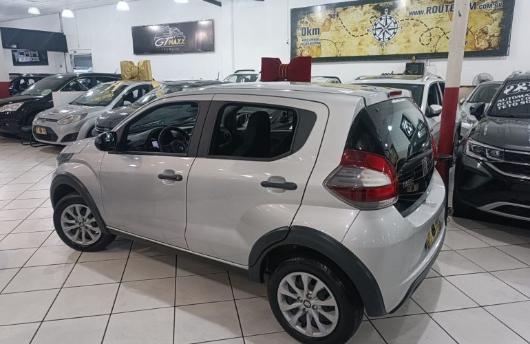 Fiat Mobi 1.0 8V Evo Like - Foto #6