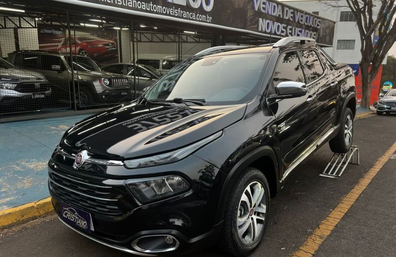 Fiat Toro 2.0 16V Turbo Volcano 4WD At9 - Foto #1