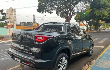 Fiat Toro 2.0 16V Turbo Volcano 4WD At9 - Foto #4