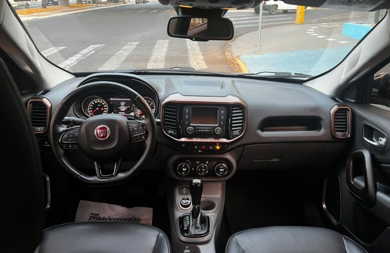Fiat Toro 2.0 16V Turbo Volcano 4WD At9 - Foto #7
