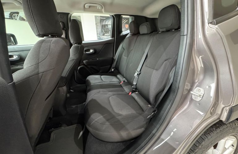 Jeep Renegade 1.8 16V Sport - Foto #7