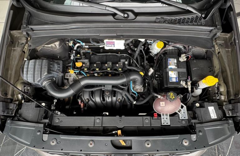 Jeep Renegade 1.8 16V Sport - Foto #8
