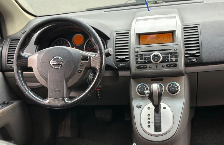 Nissan Sentra 2.0 SL 16v - Foto #7