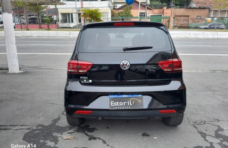 Volkswagen Fox 1.6 Msi Total Connect - Foto #5
