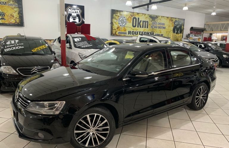 Volkswagen Jetta 2.0 TSi Highline 200cv - Foto #3