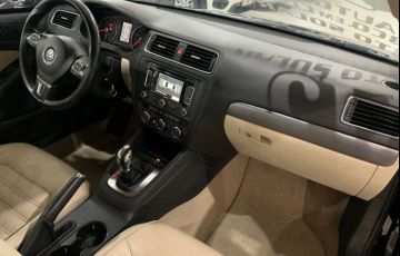 Volkswagen Jetta 2.0 TSi Highline 200cv - Foto #7