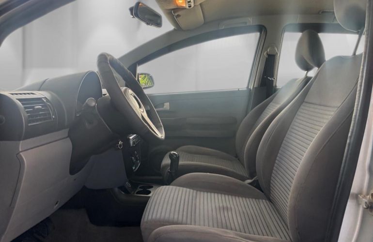 Volkswagen Spacefox 1.6 Mi Comfortline 8v - Foto #6
