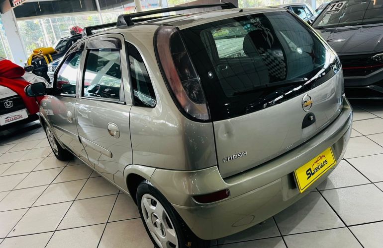 Chevrolet Corsa 1.4 MPFi Premium 8v - Foto #5