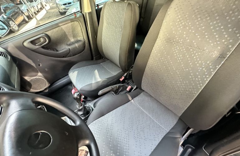 Chevrolet Corsa Hatch Maxx 1.4 (Flex) - Foto #5