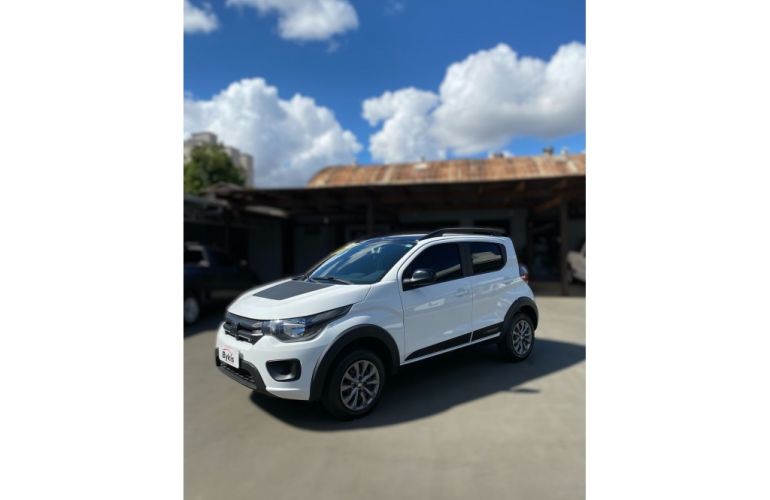 Fiat Mobi 1.0 Trekking - Foto #1