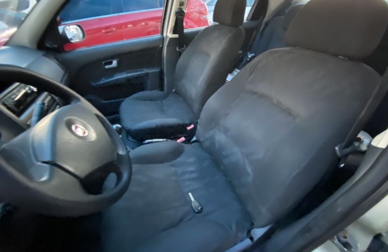 Fiat Siena EL 1.0 8V (Flex) - Foto #6