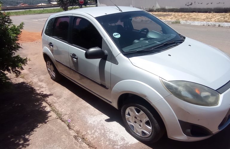Ford Fiesta Hatch 1.0 (Flex) - Foto #7