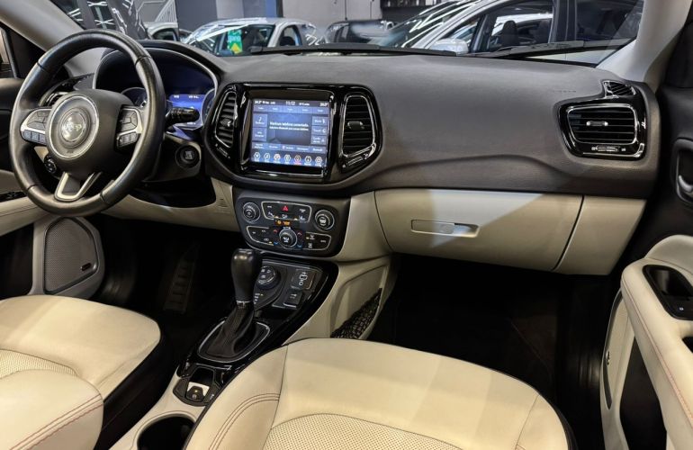 Jeep Compass 2.0 16V Limited 4x4 - Foto #9