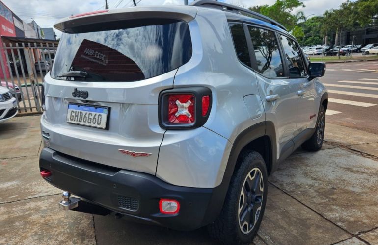 Jeep Renegade 2.0 TDI Trailhawk 4WD (Aut) - Foto #6