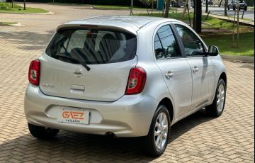 Nissan March 1.0 SV 12v - Foto #5