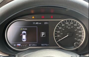 Nissan Versa 1.6 16V Advance - Foto #9