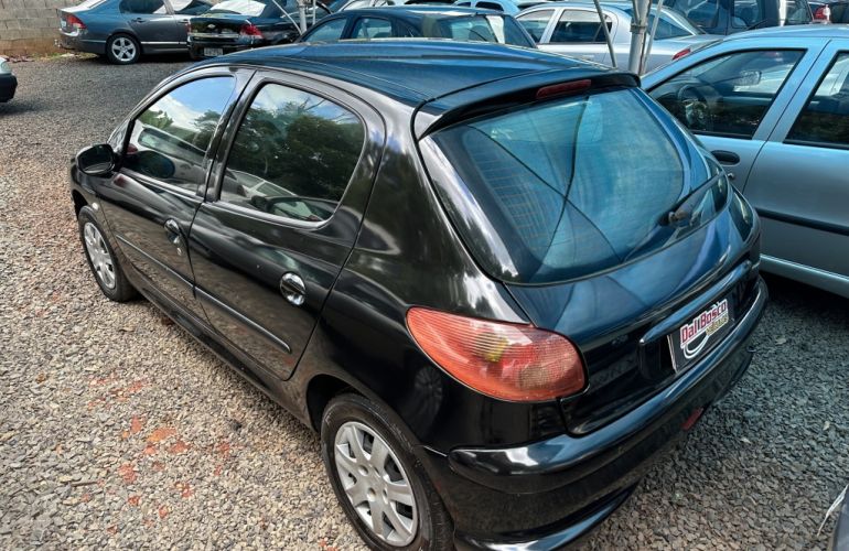 Peugeot 206 Hatch. 1.4 8V (flex) - Foto #5