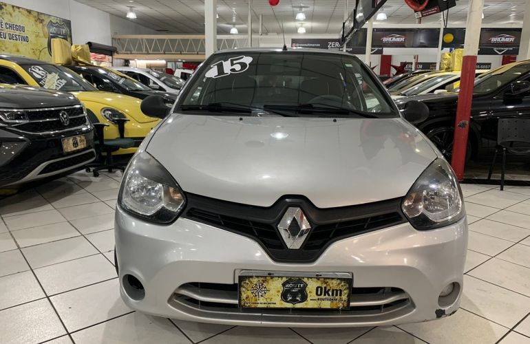 Renault Clio 1.0 Expression 16v - Foto #2