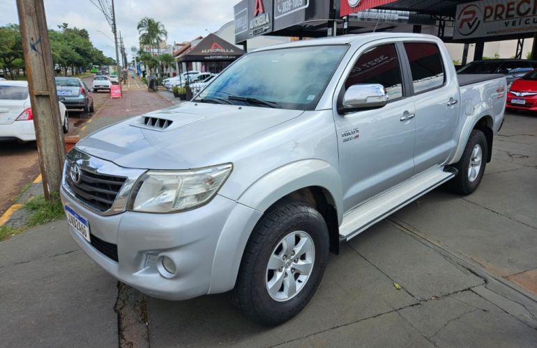 Toyota Hilux 3.0 TDI 4x4 CD SRV (Aut) - Foto #6