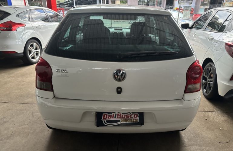 Volkswagen Gol 1.0 - Foto #5