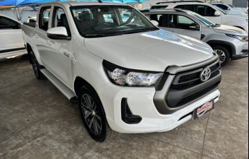 Toyota Hilux CD 2.8 TDI STD Power Pack 4WD - Foto #3