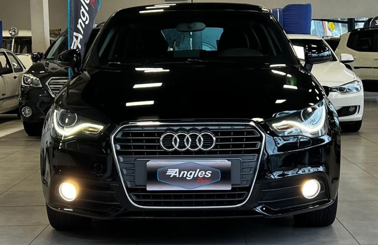 Audi A1 1.4 Tfsi Sportback Attraction 16V 122cv - Foto #2