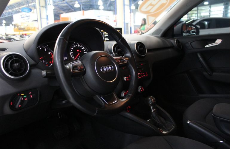 Audi A1 1.4 Tfsi Sportback Attraction 16V 122cv - Foto #3