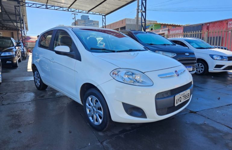 Fiat Palio Attractive 1.0 Evo (Flex) - Foto #4