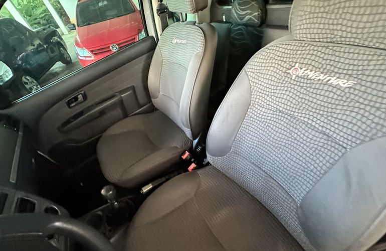 Fiat Strada Adventure Locker 1.8 8V (Flex) (Cabine Estendida) - Foto #8