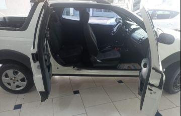 Fiat Strada 1.4 MPi Hard Working CD 8v - Foto #7