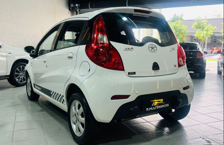 JAC J2 1.4 16V VVT - Foto #5