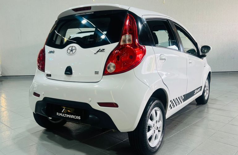 JAC J2 1.4 16V VVT - Foto #8